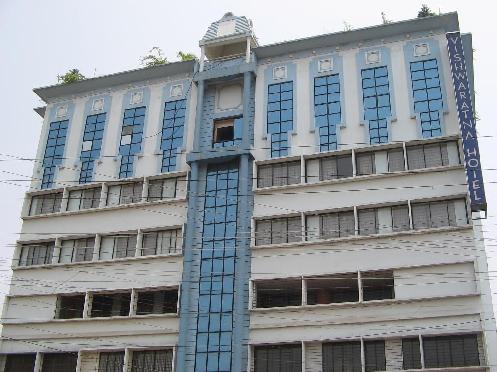 Vishwaratna Hotel Guwahati Exterior photo